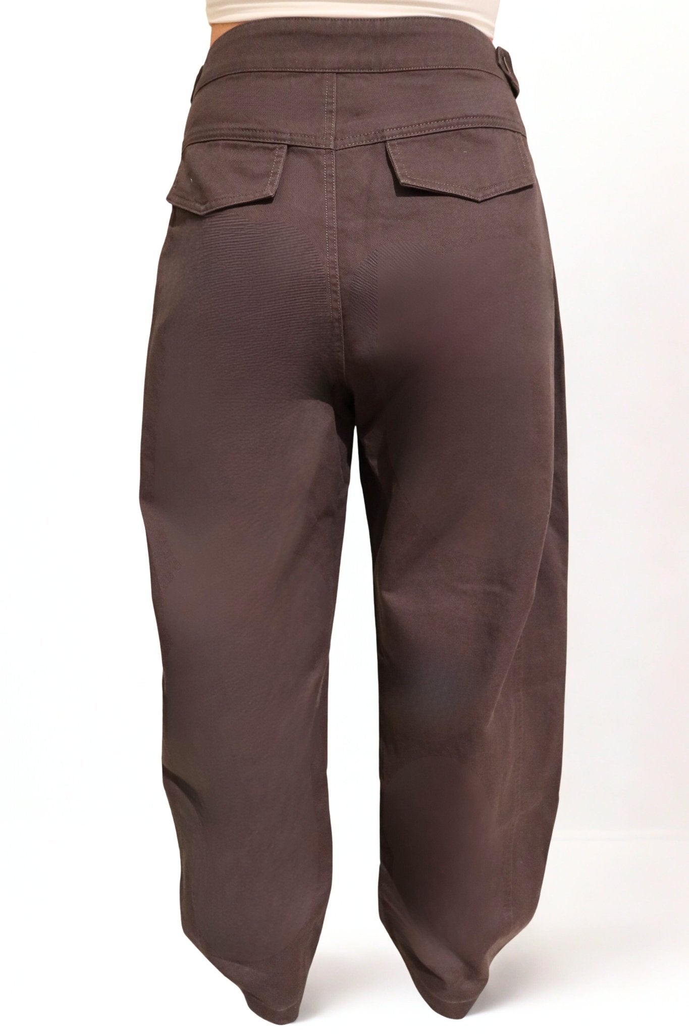 The Sculpted Cargo by Chez Neeba — wide-leg cargo denim pants in navy and gray, designed for a flattering structured fit, limited edition Dubai fashion.